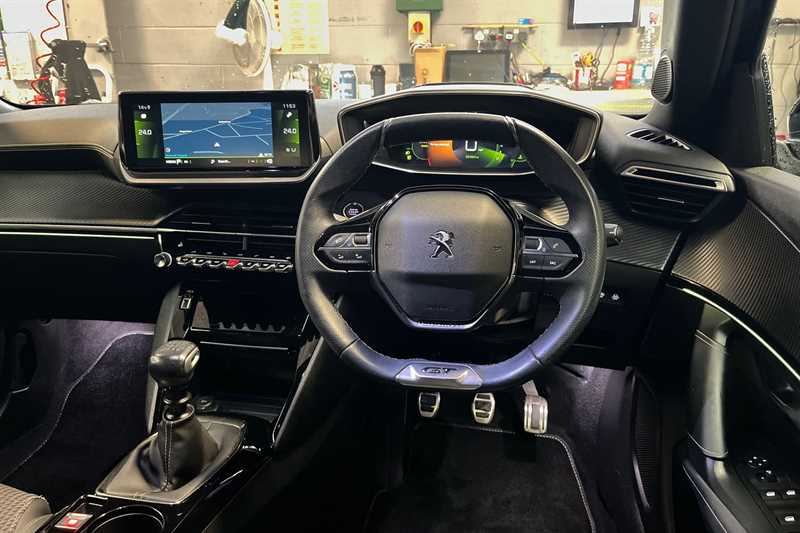 Used Peugeot 2008 2022 for sale - 76875295: Photo 11