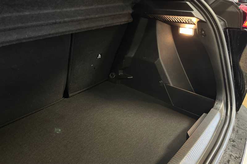 Used Peugeot 2008 2022 for sale - 76875295: Photo 42