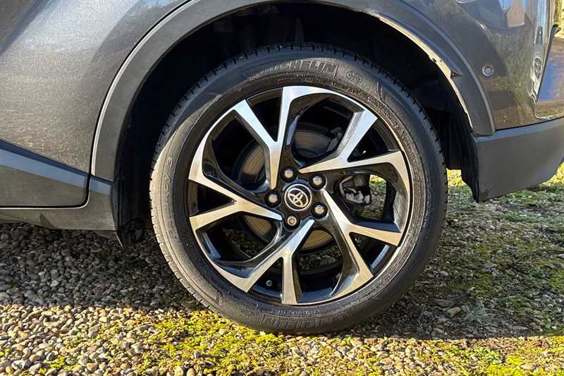 Used Toyota C-HR 2020 for sale - 78159082: Photo 9