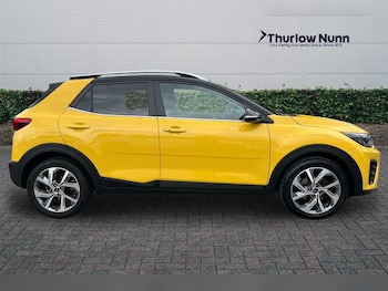 Used Kia Stonic 2023 for sale - 76204200: Photo