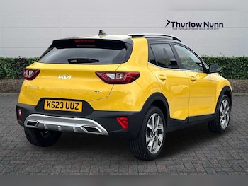 Used Kia Stonic 2023 for sale - 76204200: Photo