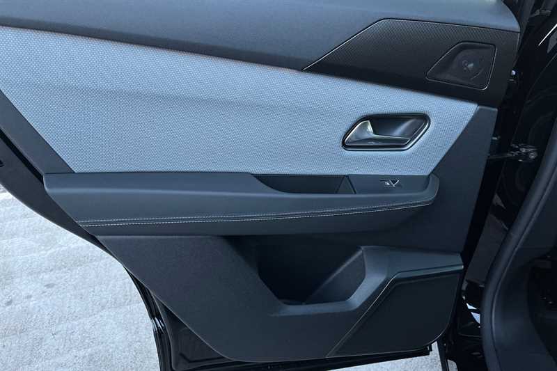 Used Vauxhall Grandland 2024 for sale - 76978132: Photo 30