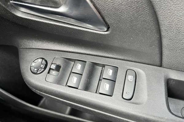 Used Vauxhall Corsa 2022 for sale - 76204502: Photo 16
