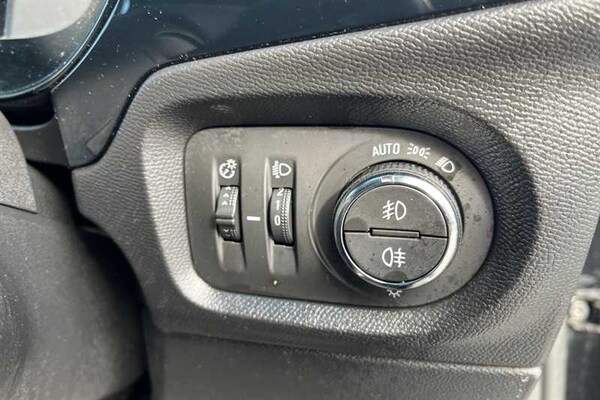 Used Vauxhall Corsa 2022 for sale - 76204502: Photo 53