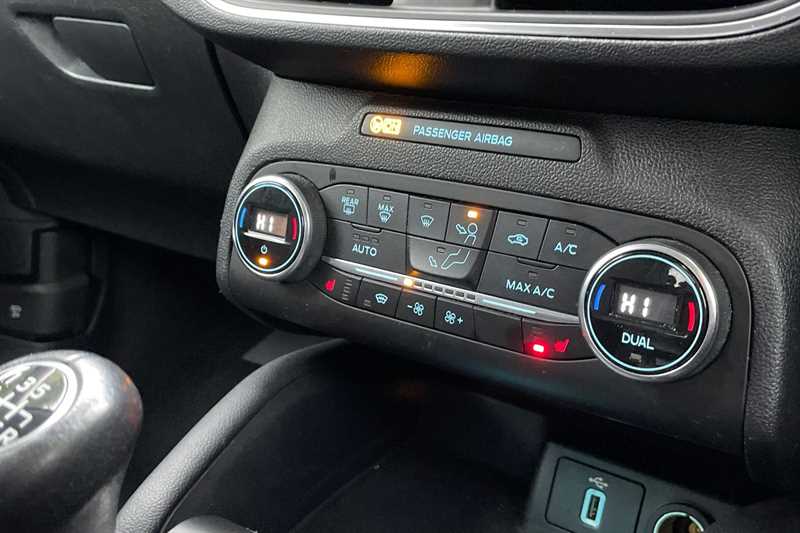 Used Ford Focus 2020 for sale - 76636093: Photo 13