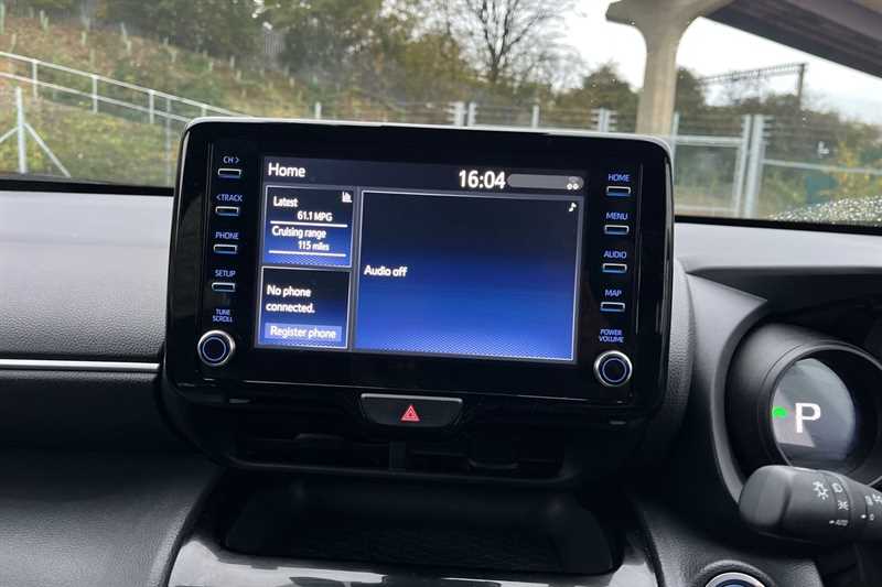 Used Toyota Yaris Cross 2024 for sale - 77414045: Photo 17