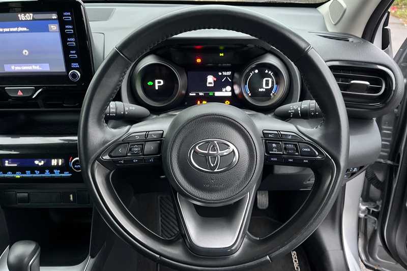 Used Toyota Yaris Cross 2024 for sale - 77414045: Photo 25