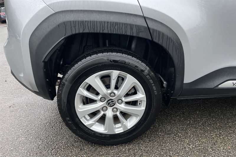 Used Toyota Yaris Cross 2024 for sale - 77414045: Photo 50