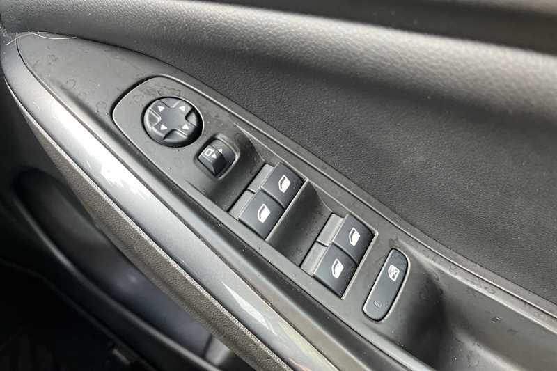 Used Vauxhall Grandland X 2018 for sale - 76434883: Photo 16