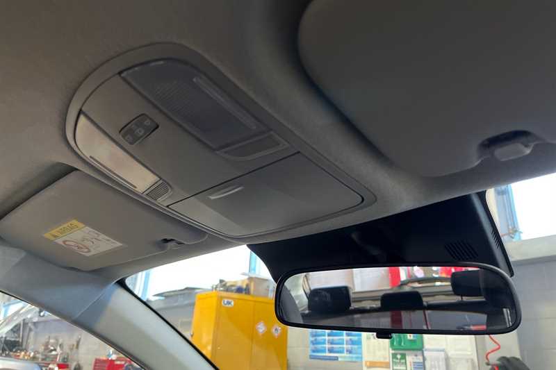 Used Kia Stonic 2023 for sale - 77146498: Photo 50