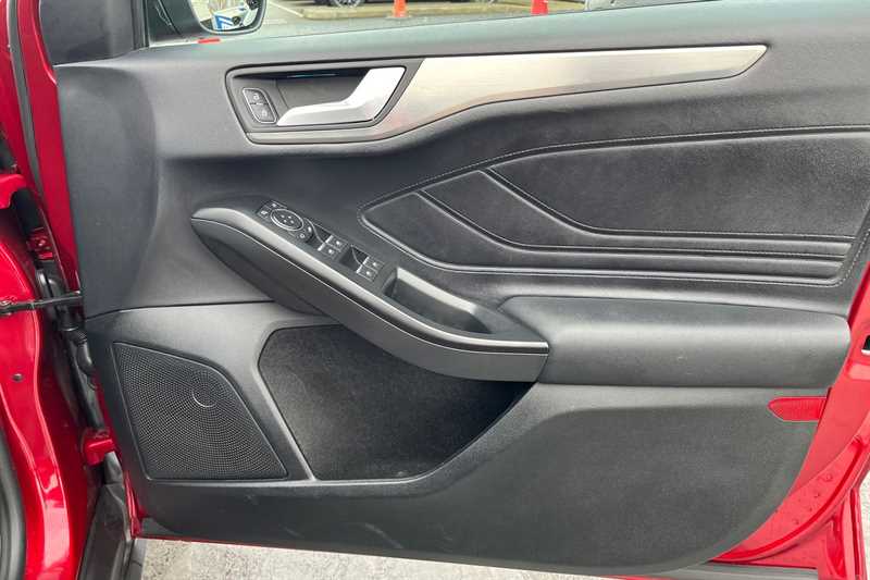 Used Ford Focus 2020 for sale - 76717758: Photo 45