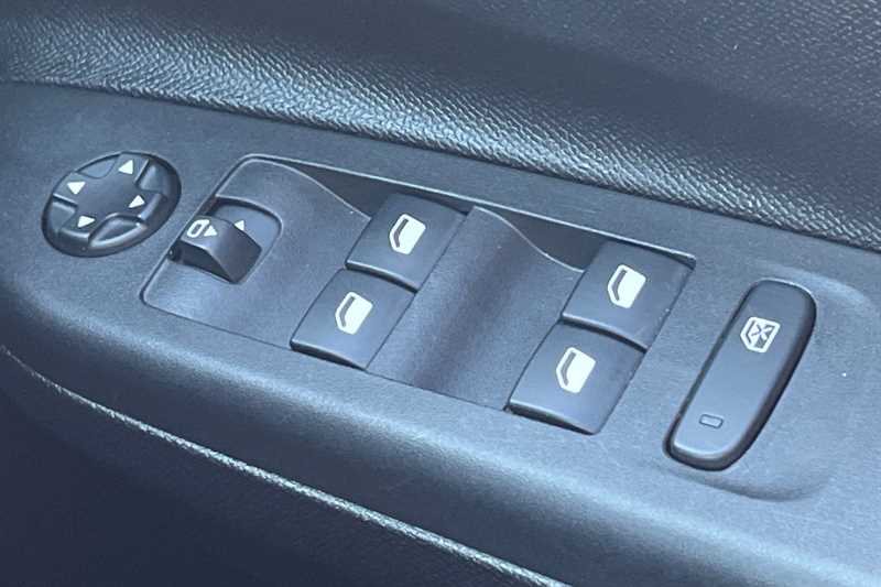 Used Vauxhall Corsa 2023 for sale - 76204427: Photo 16