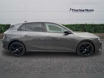 Used Vauxhall Astra 2023 for sale - 76372633: Photo