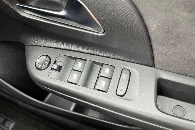 Used Vauxhall Corsa 2023 for sale - 76328460: Photo 16
