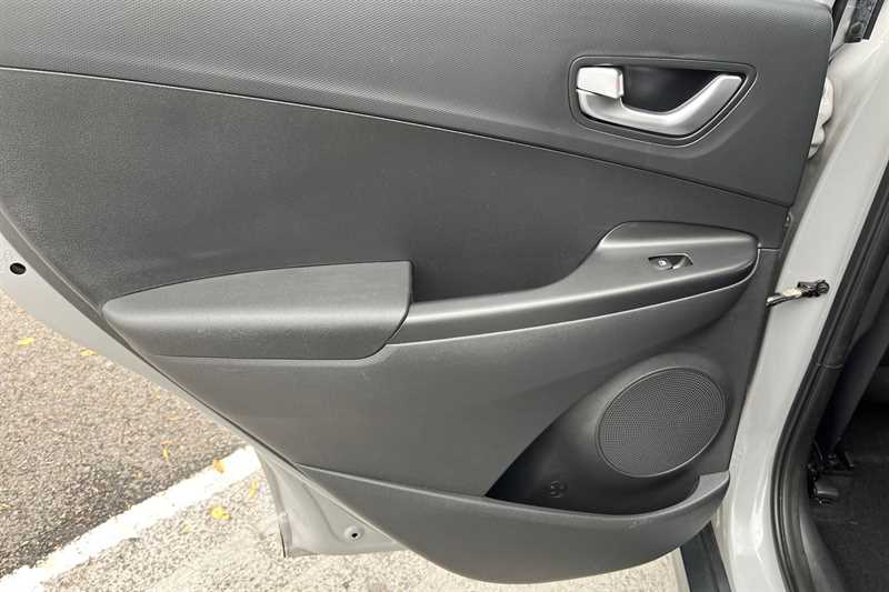 Used Hyundai KONA 2022 for sale - 76328459: Photo 30