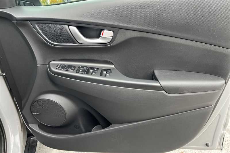 Used Hyundai KONA 2022 for sale - 76328459: Photo 44