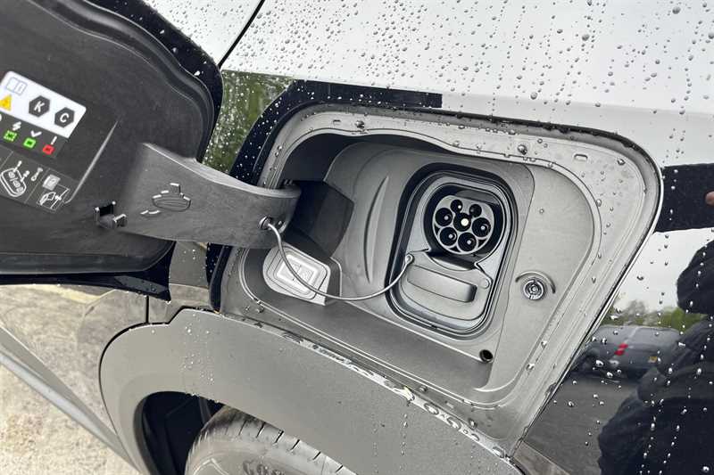 Used Vauxhall Mokka Electric for sale - 76999955: Photo 35