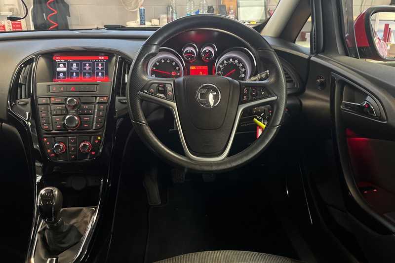 Used Vauxhall Astra GTC 2017 for sale - 77471823: Photo 11