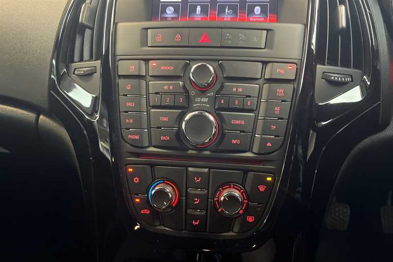 Used Vauxhall Astra GTC 2017 for sale - 77471823: Photo 45