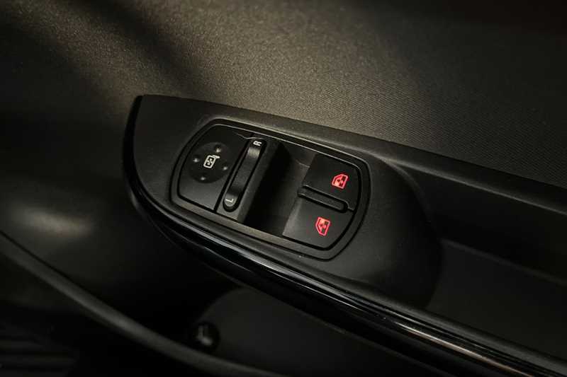 Used Vauxhall Corsa 2016 for sale - 77513265: Photo 16