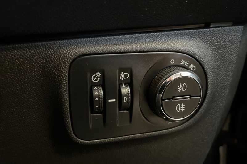 Used Vauxhall Corsa 2016 for sale - 77513265: Photo 48