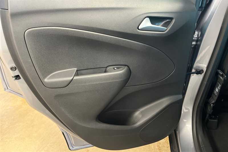 Used Vauxhall Crossland 2023 for sale - 77942267: Photo 29