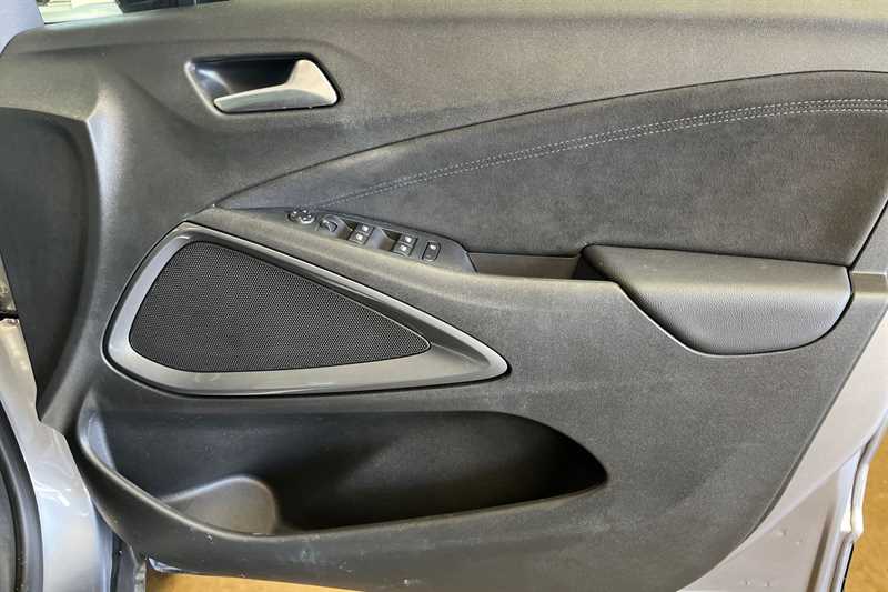 Used Vauxhall Crossland 2023 for sale - 77942267: Photo 43