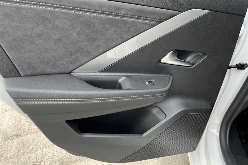 Used Vauxhall Astra 2025 for sale - 76928252: Photo 29