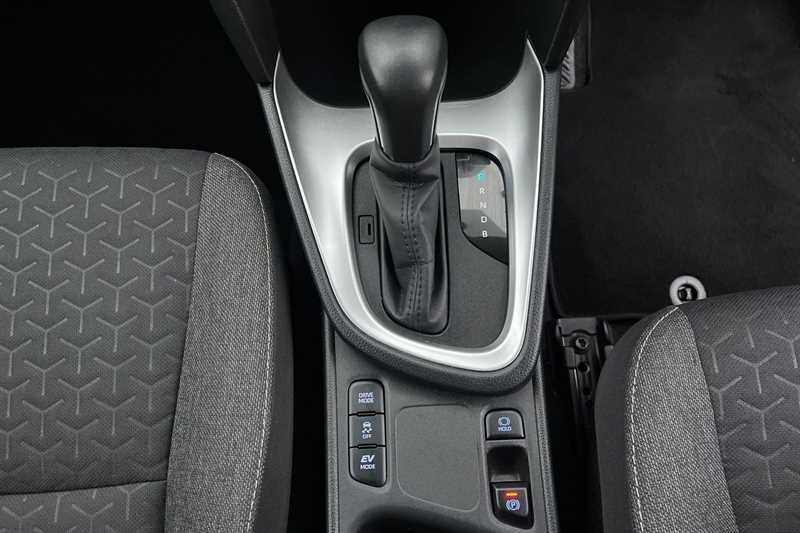 Used Toyota Yaris Cross 2024 for sale - 77472061: Photo 39