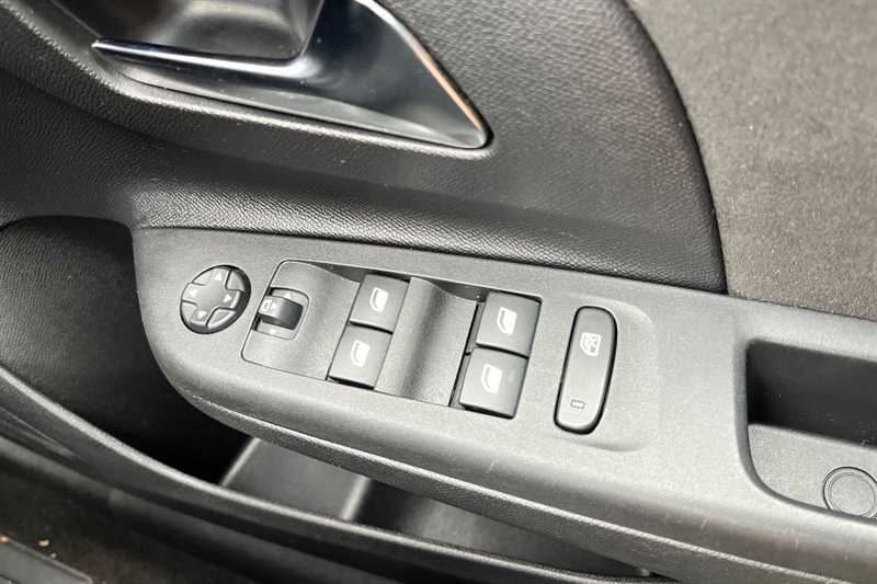 Used Vauxhall Corsa 2023 for sale - 76328416: Photo 16