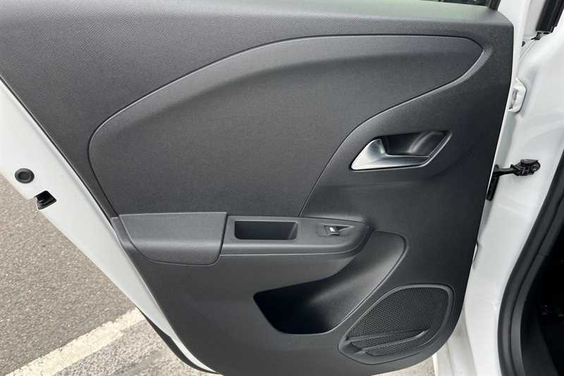 Used Vauxhall Corsa 2023 for sale - 76204275: Photo 29