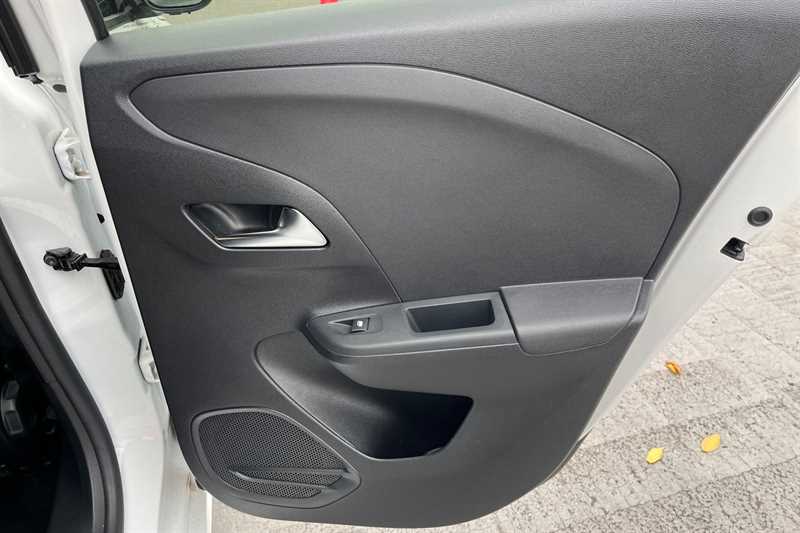 Used Vauxhall Corsa 2023 for sale - 76204275: Photo 44