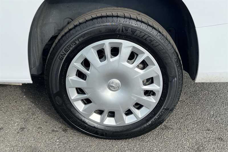 Used Vauxhall Combo 2024 for sale - 76515120: Photo 25