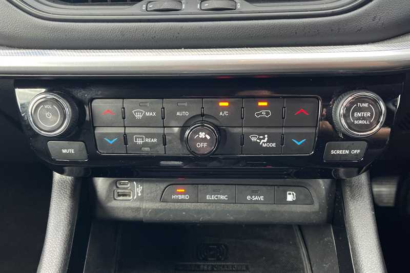 Used Jeep Compass 2023 for sale - 76328469: Photo 15