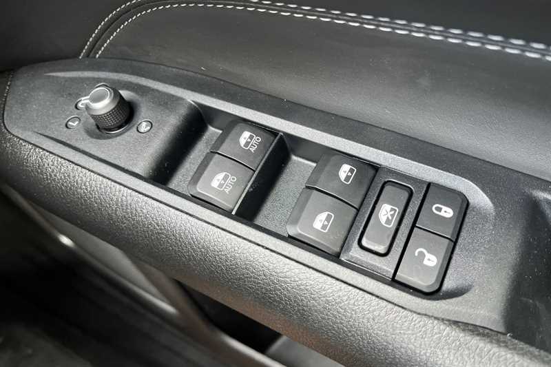 Used Jeep Compass 2023 for sale - 76328469: Photo 16