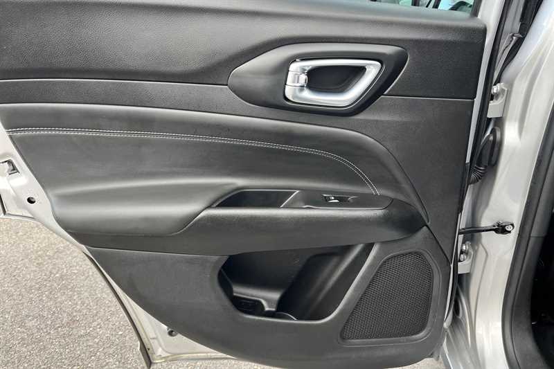 Used Jeep Compass 2023 for sale - 76328469: Photo 29