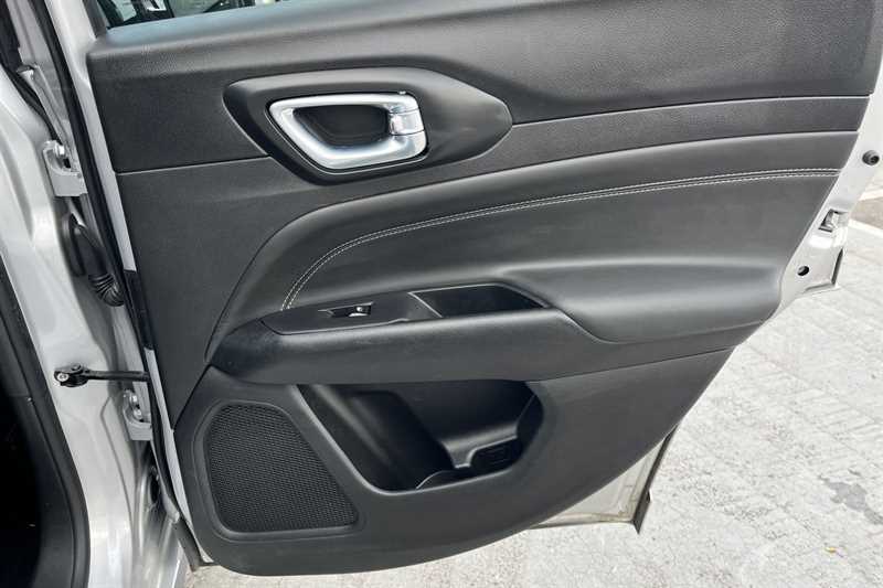 Used Jeep Compass 2023 for sale - 76328469: Photo 44