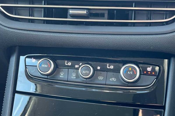 Used Vauxhall Grandland 2023 for sale - 76204179: Photo 15