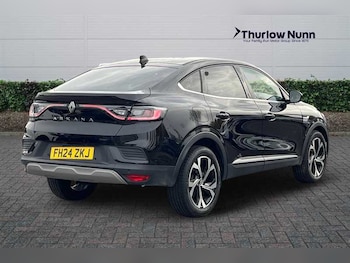 Used Renault Arkana 2024 for sale - 76400884: Photo