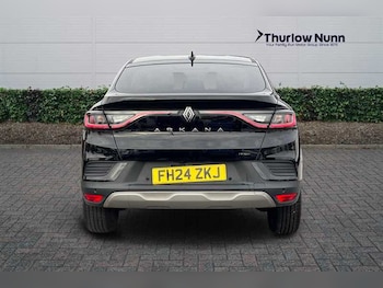 Used Renault Arkana 2024 for sale - 76400884: Photo