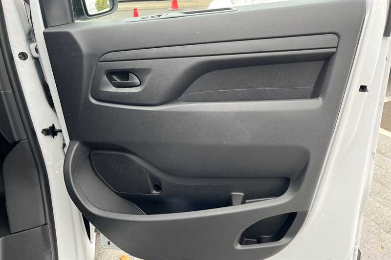 Used Vauxhall Vivaro 2025 for sale - 76434799: Photo 51