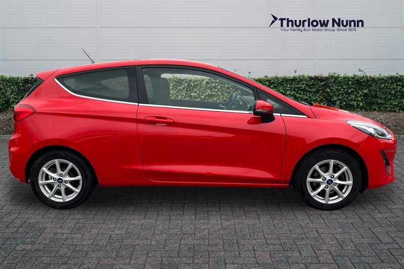 Used Ford Fiesta 2018 for sale - 76400851: Photo 2