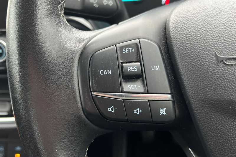 Used Ford Fiesta 2018 for sale - 76400851: Photo 21