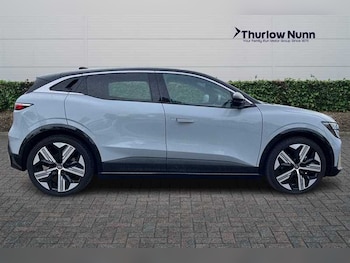 Used Renault Megane E Tech 2023 for sale - 78798912: Photo