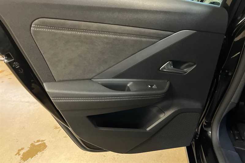 Used Vauxhall Astra 2024 for sale - 77513073: Photo 29