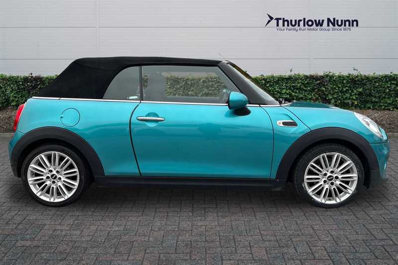 Used MINI Convertible 2017 for sale - 76204329: Photo 2