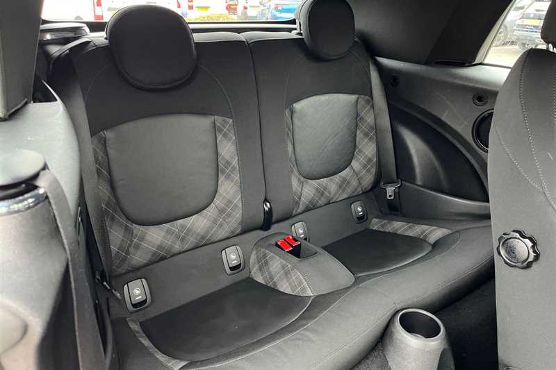 Used MINI Convertible 2017 for sale - 76204329: Photo 23