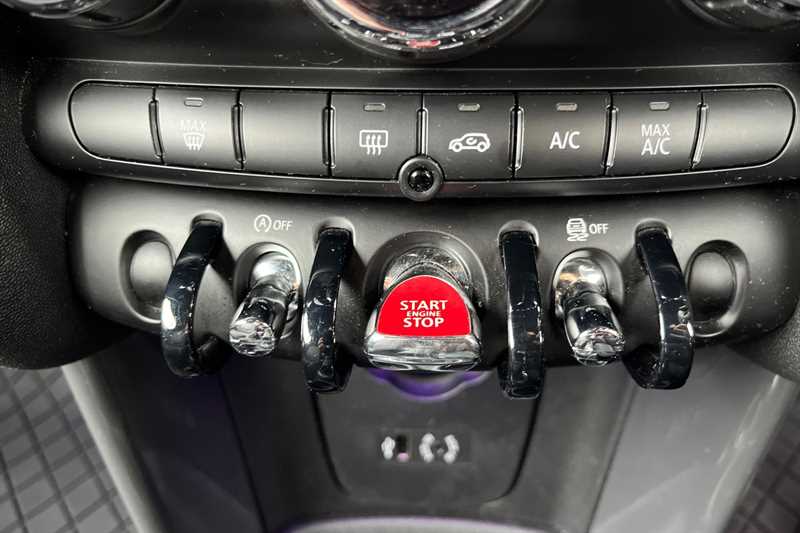 Used MINI Convertible 2017 for sale - 76204329: Photo 45