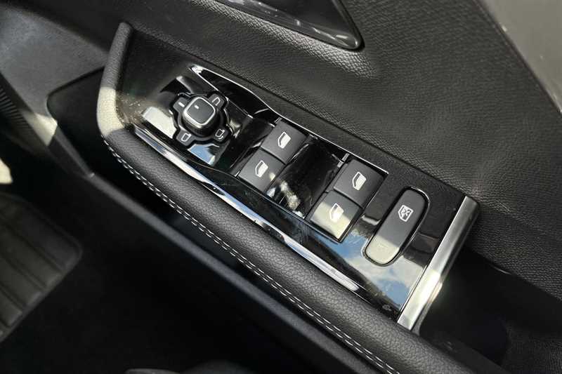 Used Vauxhall Astra 2025 for sale - 77471595: Photo 16