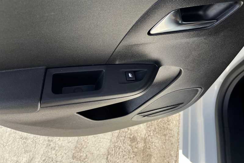 Used Vauxhall Corsa 2023 for sale - 76311692: Photo 50